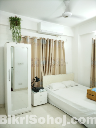 Furnished 1/2/3/4 Bhk Apt Rent in Bashundhara R/A,Dhaka